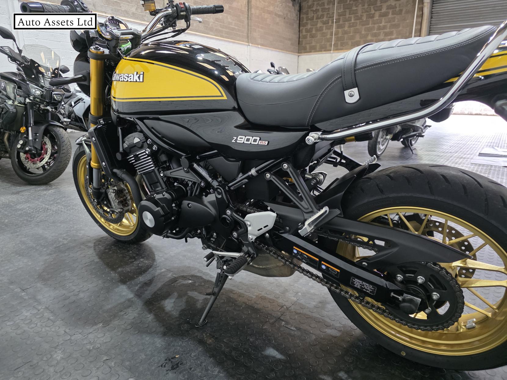 Kawasaki Z900 RS SE 900 Modern Classic Petrol Manual Euro 5 (111 ps)