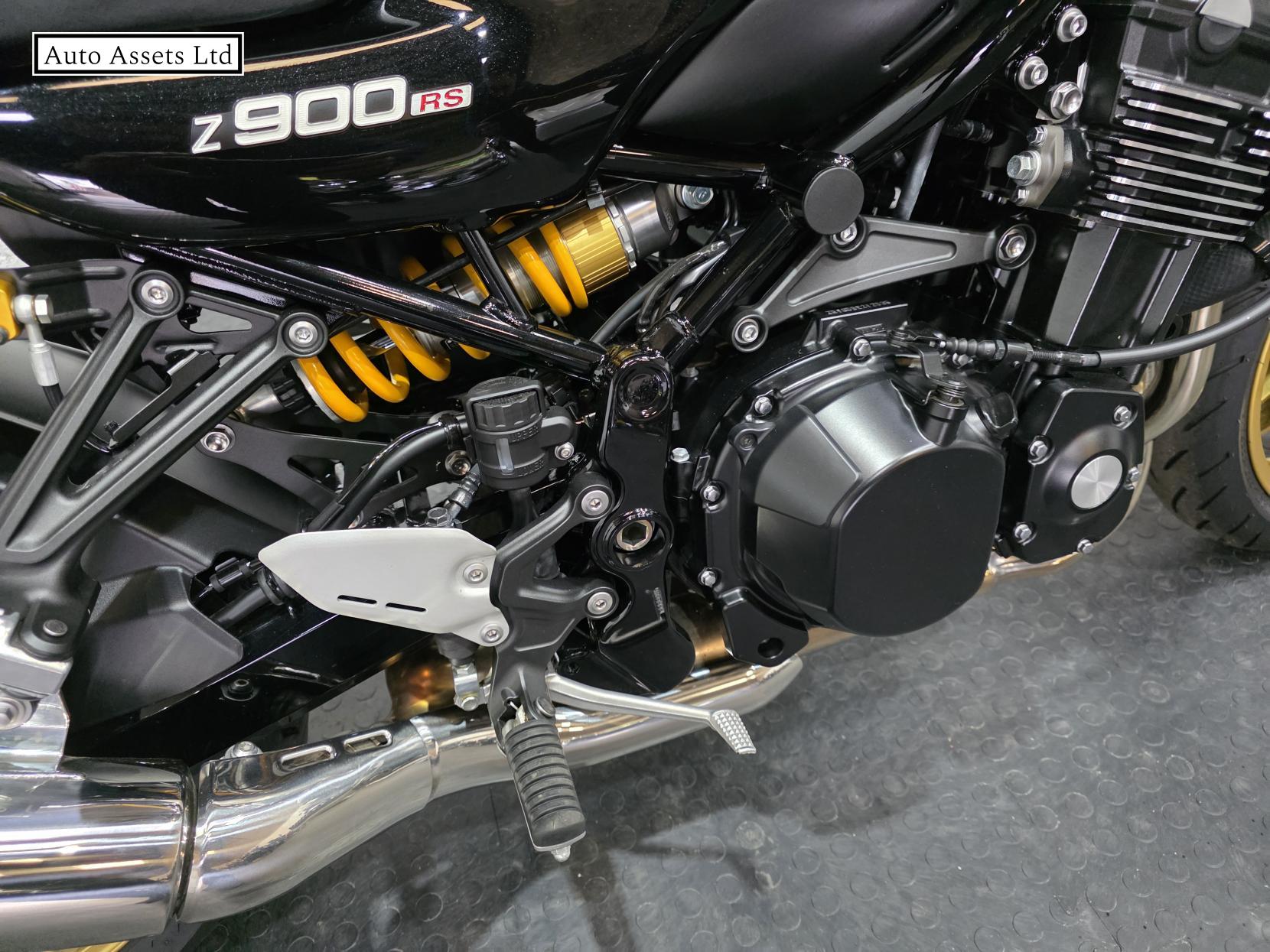 Kawasaki Z900 RS SE 900 Modern Classic Petrol Manual Euro 5 (111 ps)
