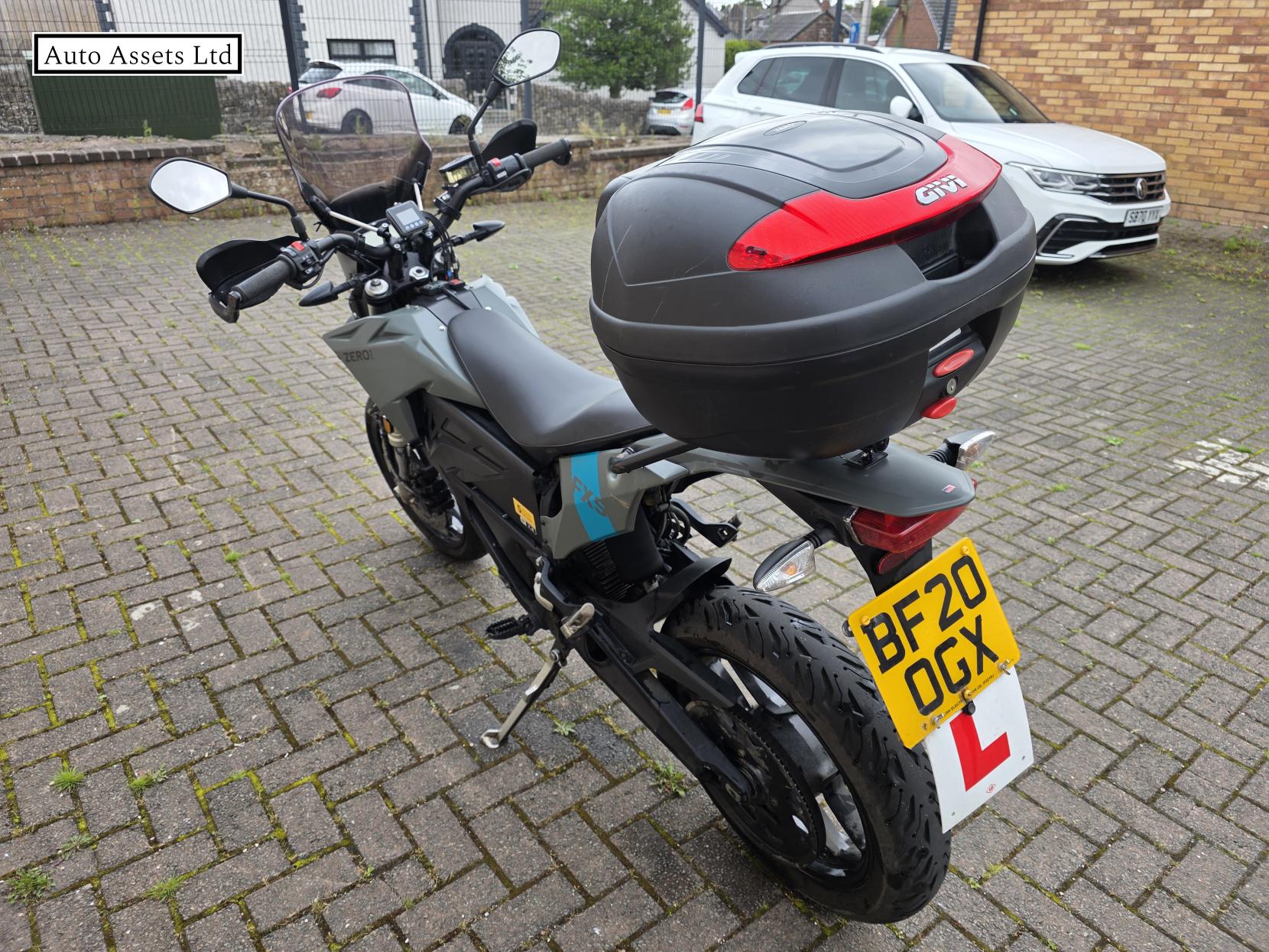 Zero FXS ZF7.2 Super Moto Electric Automatic (44 ps)