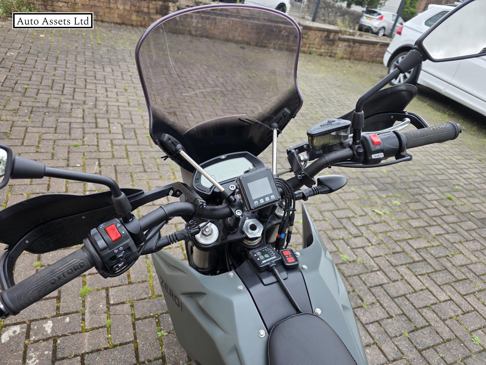 Zero FXS ZF7.2 Super Moto Electric Automatic (44 ps)