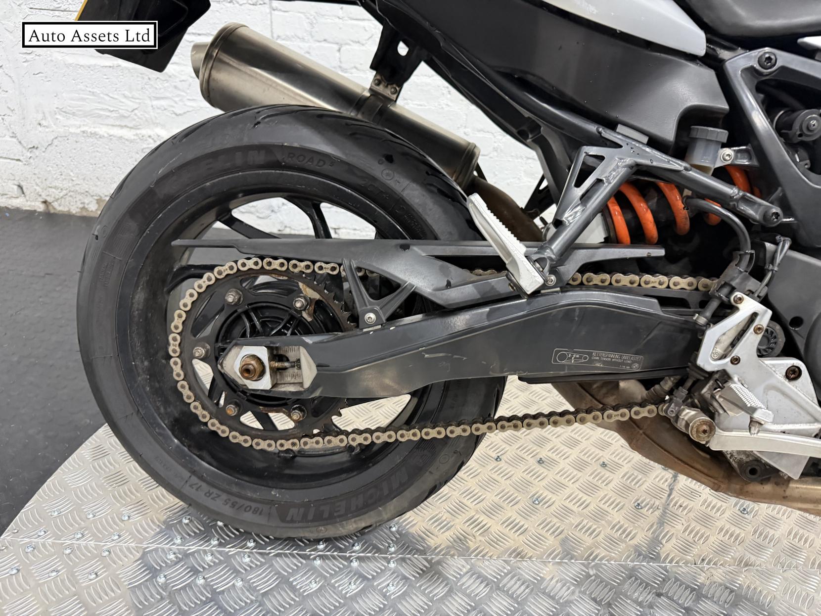 BMW F 800 R 800 Naked Petrol Manual (88 ps)