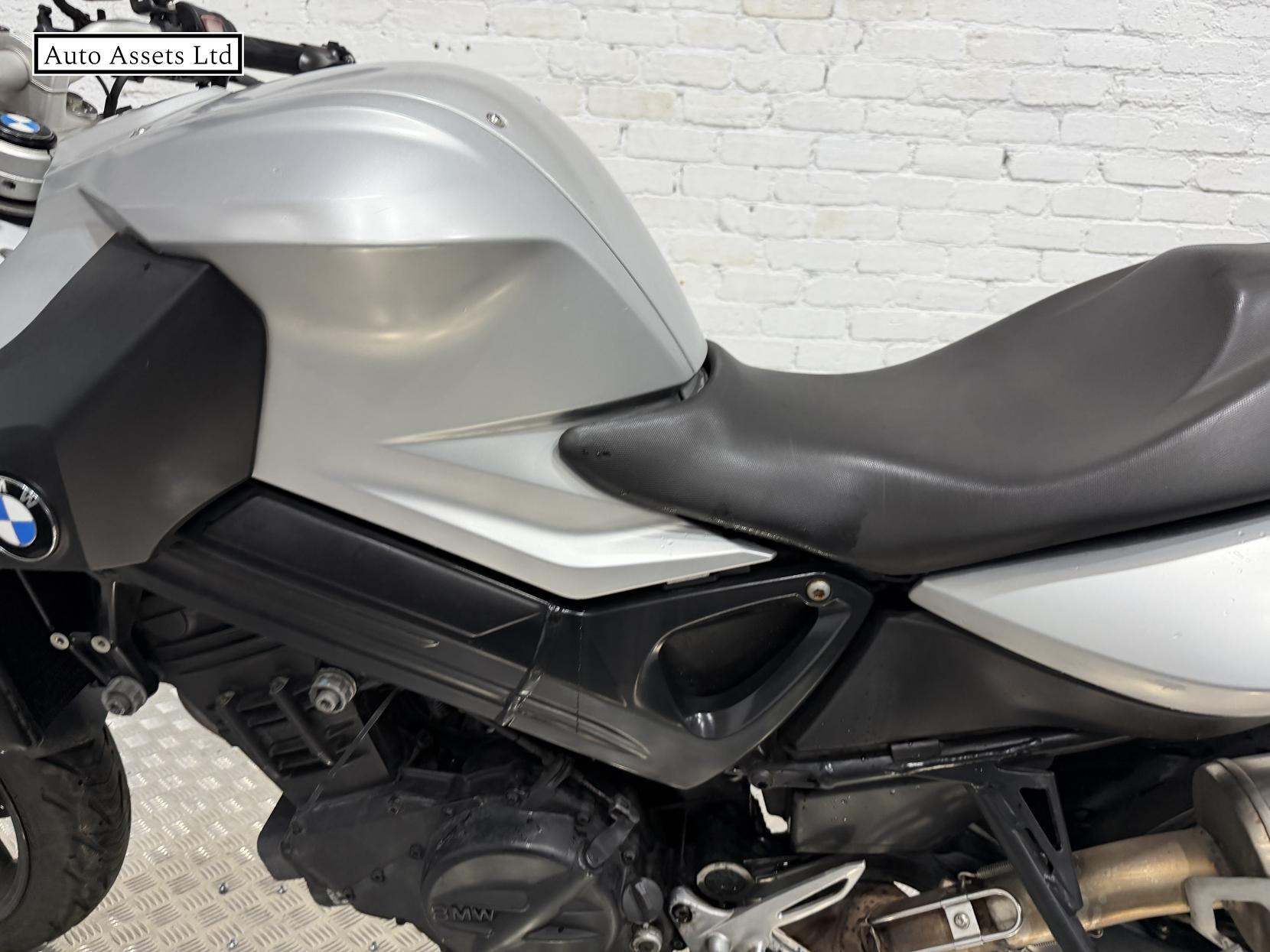 BMW F 800 R 800 Naked Petrol Manual (88 ps)