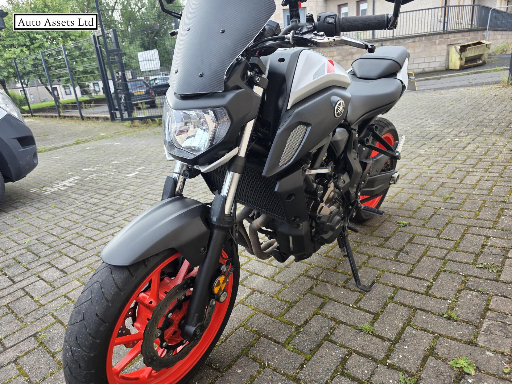 Yamaha MT-07 700 ABS Hyper-naked Petrol Manual Euro 4 (75 ps)
