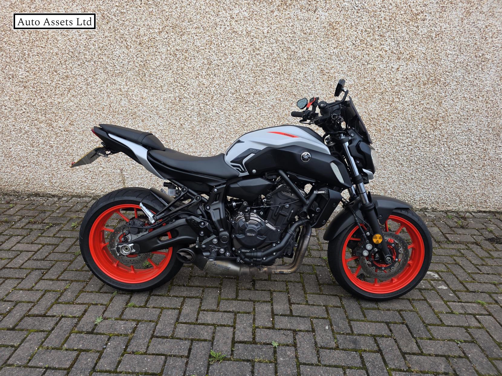 Yamaha MT-07 700 ABS Hyper-naked Petrol Manual Euro 4 (75 ps)