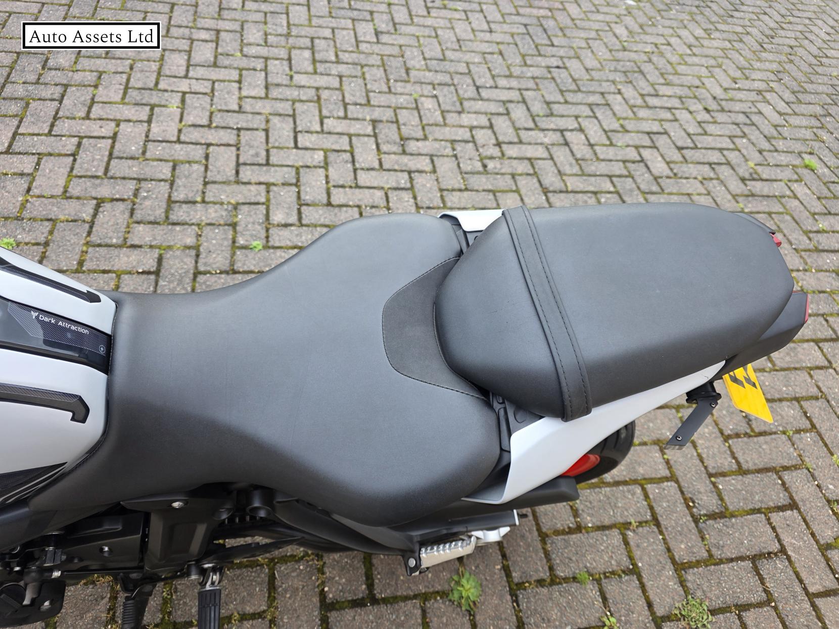 Yamaha MT-07 700 ABS Hyper-naked Petrol Manual Euro 4 (75 ps)