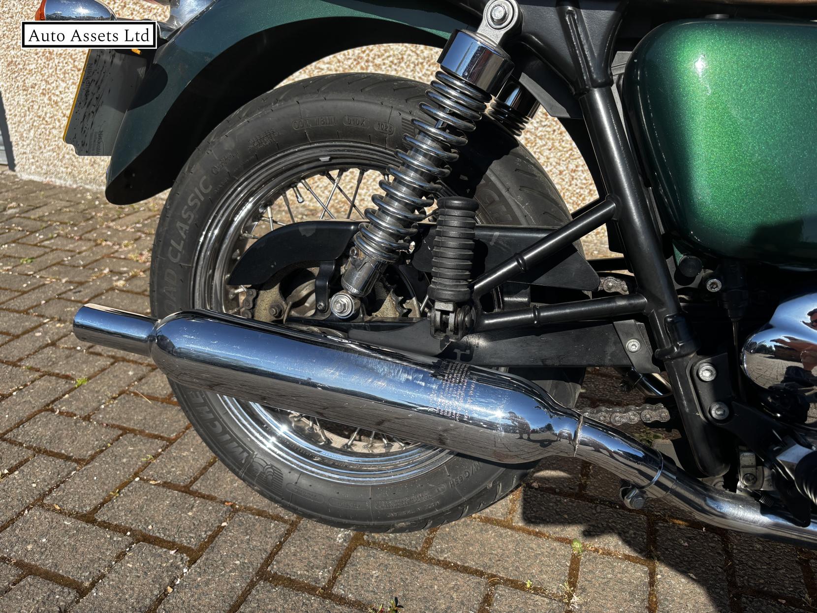 Triumph Bonneville T100 865 Roadster/Retro Petrol Manual