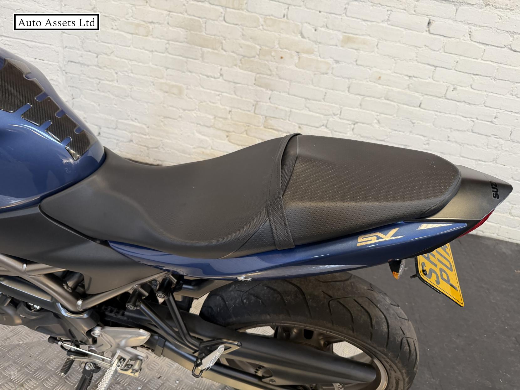 Suzuki SV650 650 Naked Petrol Manual Euro 5 (73 ps)