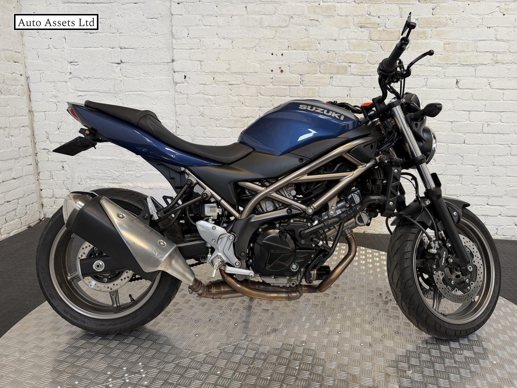 Suzuki SV650 650 Naked Petrol Manual Euro 5 (73 ps)