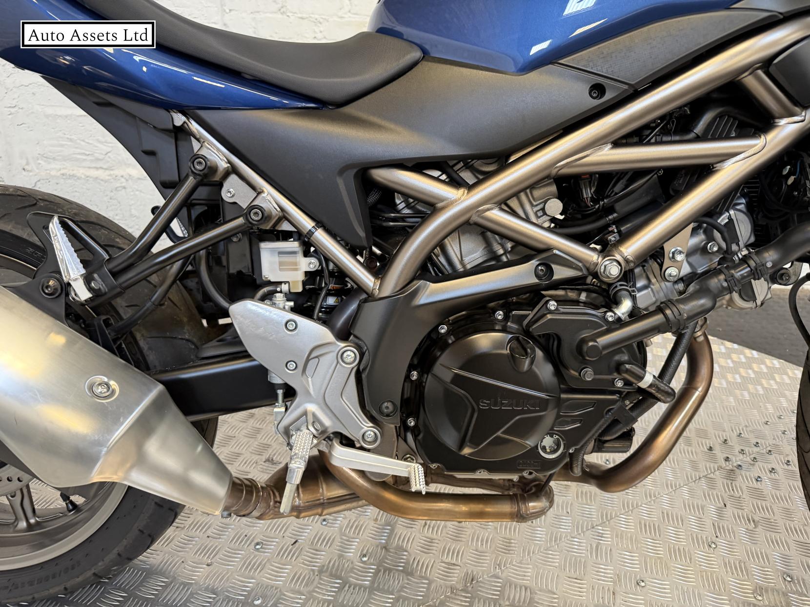 Suzuki SV650 650 Naked Petrol Manual Euro 5 (73 ps)