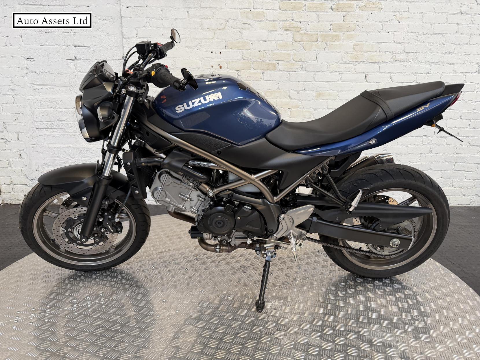 Suzuki SV650 650 Naked Petrol Manual Euro 5 (73 ps)