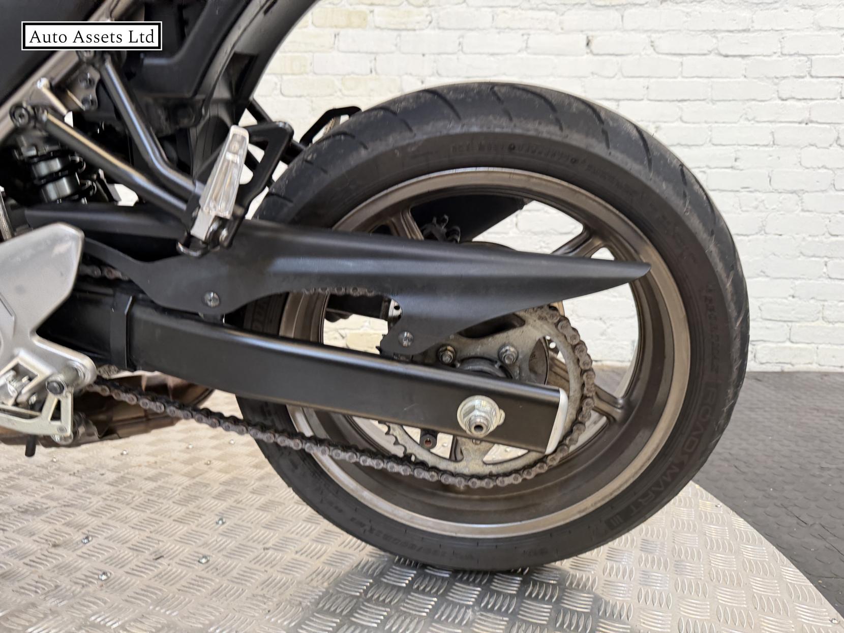 Suzuki SV650 650 Naked Petrol Manual Euro 5 (73 ps)