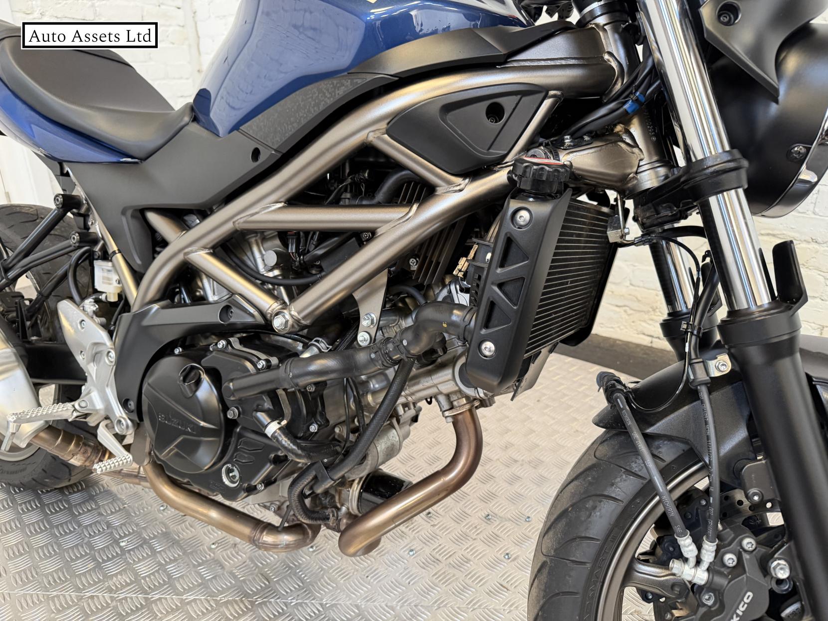 Suzuki SV650 650 Naked Petrol Manual Euro 5 (73 ps)