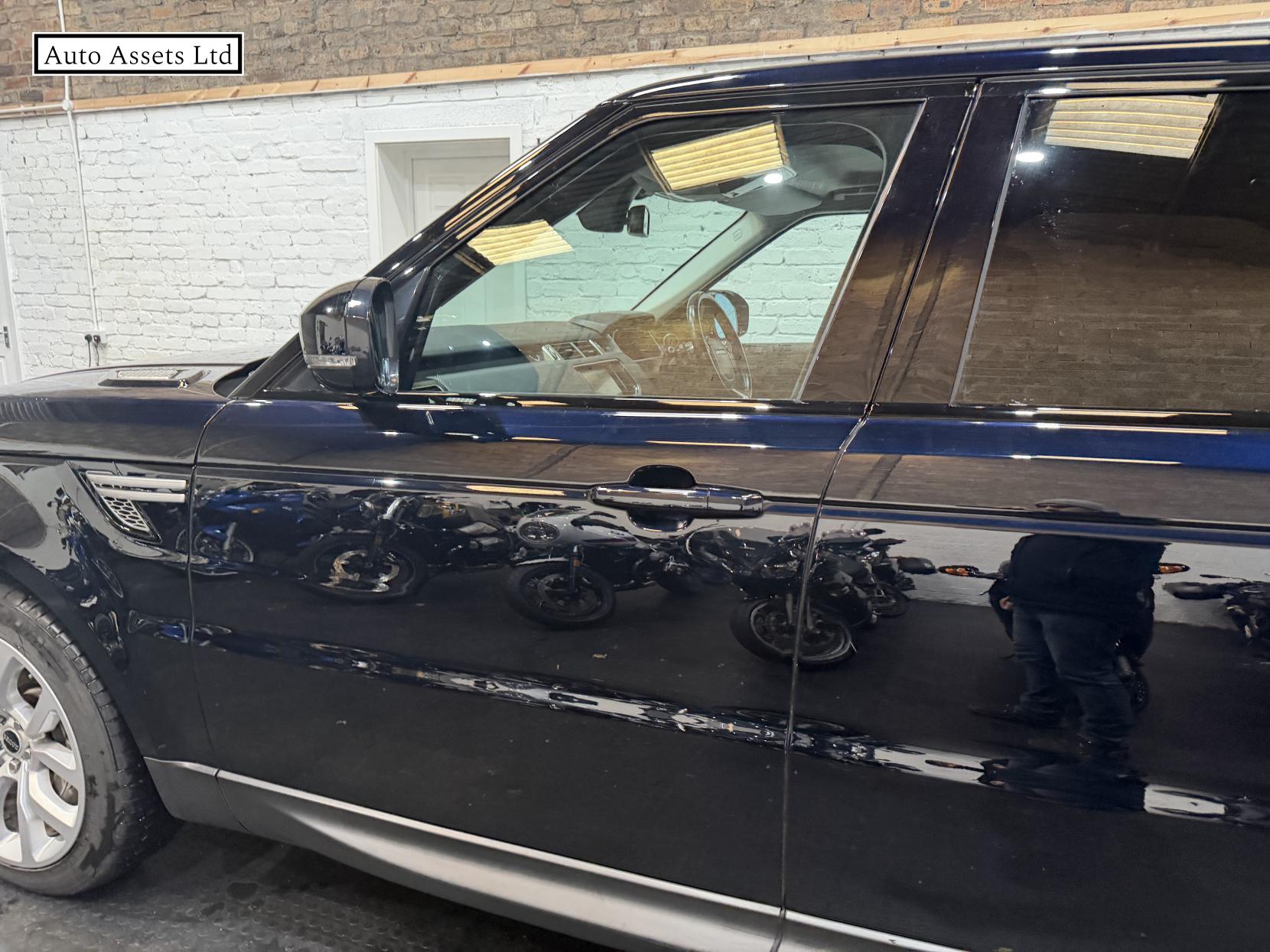 Land Rover Range Rover Sport 3.0 SD V6 HSE SUV 5dr Diesel Auto 4WD Euro 5 (s/s) (292 ps)