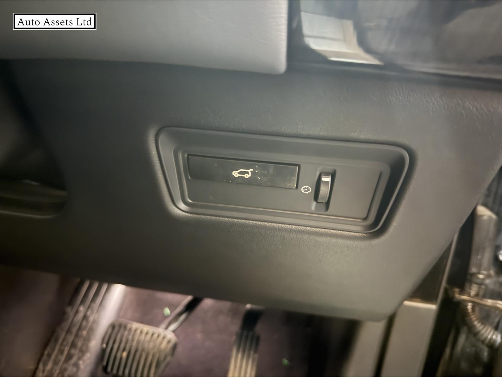 Land Rover Range Rover Sport 3.0 SD V6 HSE SUV 5dr Diesel Auto 4WD Euro 5 (s/s) (292 ps)