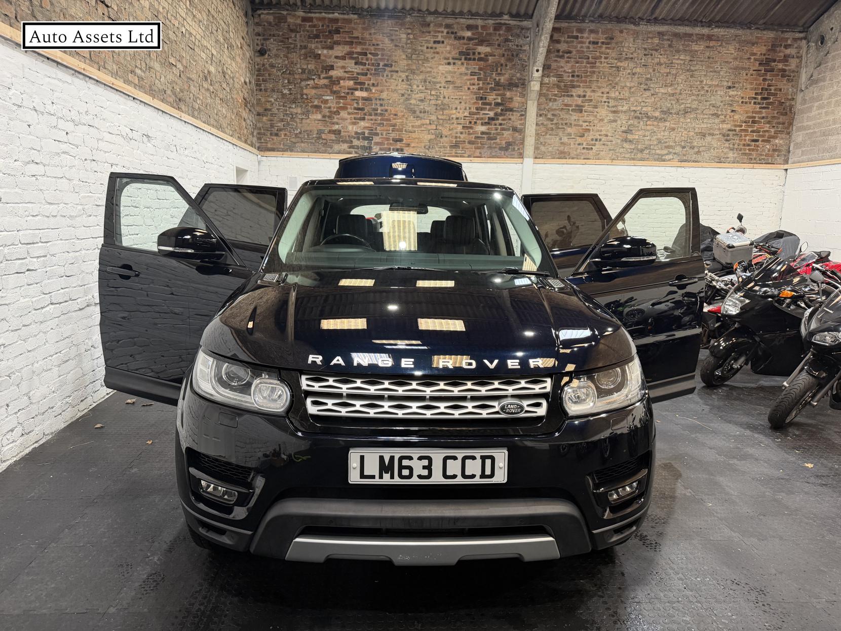 Land Rover Range Rover Sport 3.0 SD V6 HSE SUV 5dr Diesel Auto 4WD Euro 5 (s/s) (292 ps)