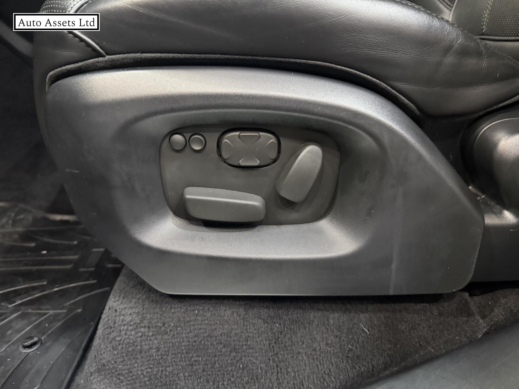 Land Rover Range Rover Sport 3.0 SD V6 HSE SUV 5dr Diesel Auto 4WD Euro 5 (s/s) (292 ps)