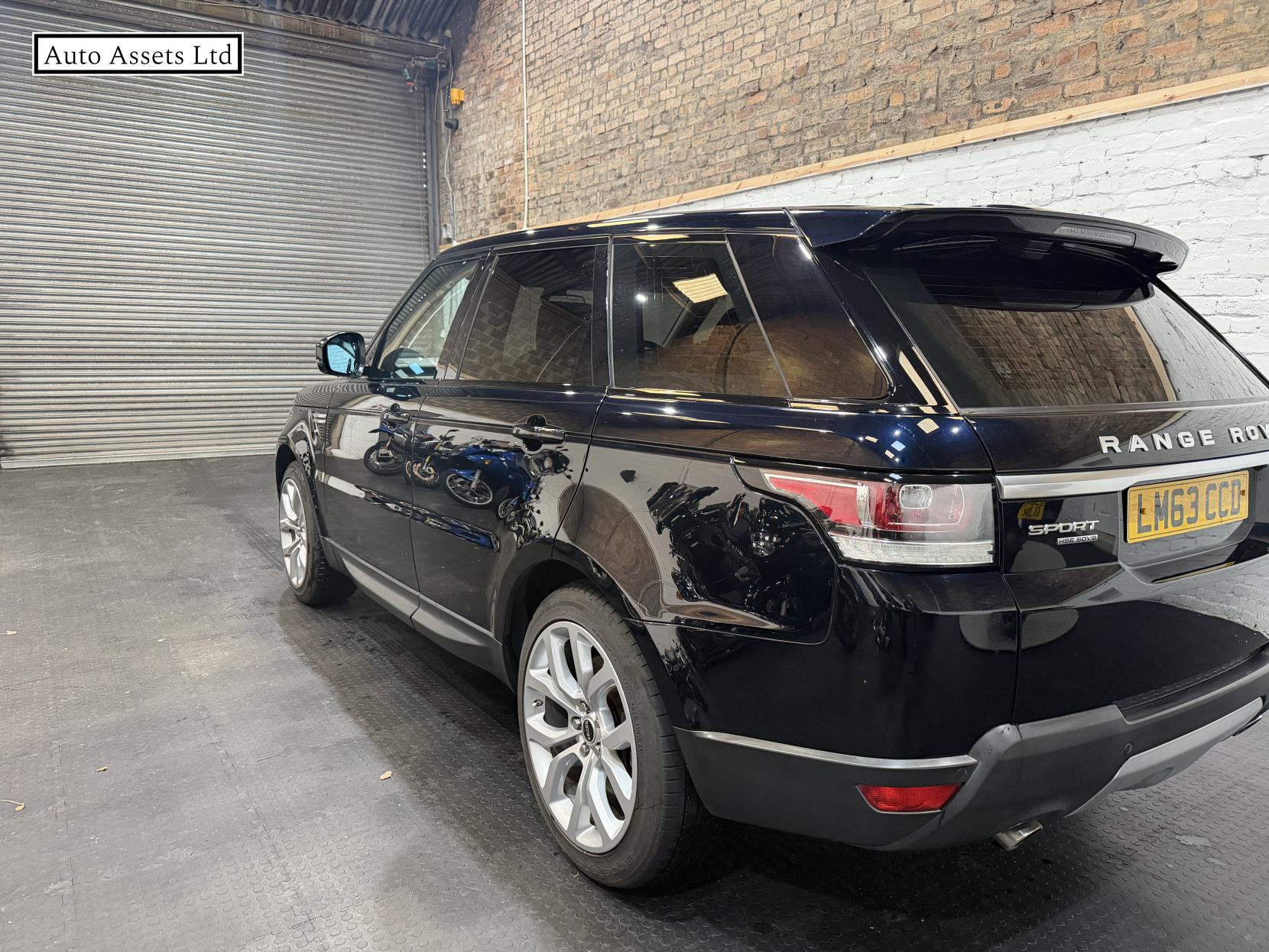 Land Rover Range Rover Sport 3.0 SD V6 HSE SUV 5dr Diesel Auto 4WD Euro 5 (s/s) (292 ps)