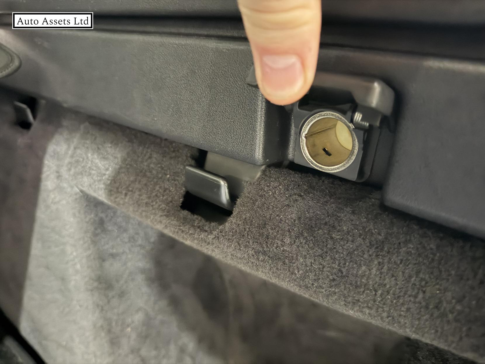 Land Rover Range Rover Sport 3.0 SD V6 HSE SUV 5dr Diesel Auto 4WD Euro 5 (s/s) (292 ps)