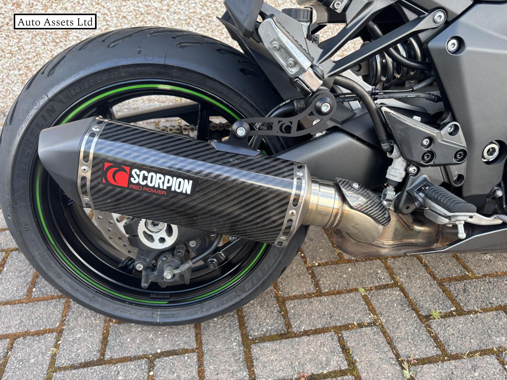 Kawasaki Ninja 1000SX 1000 Sports Tourer Petrol Manual Euro 5 (142 ps)