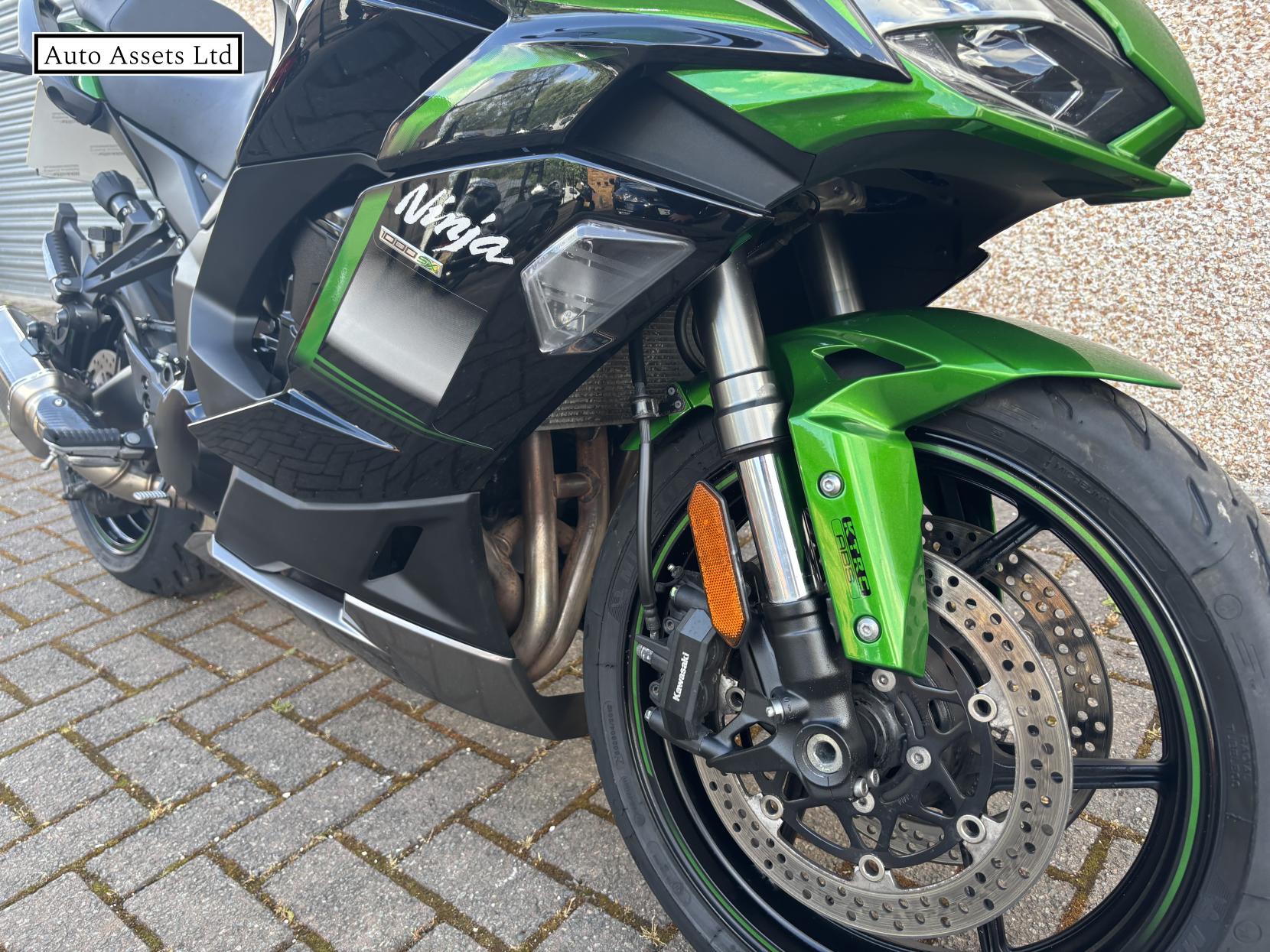 Kawasaki Ninja 1000SX 1000 Sports Tourer Petrol Manual Euro 5 (142 ps)