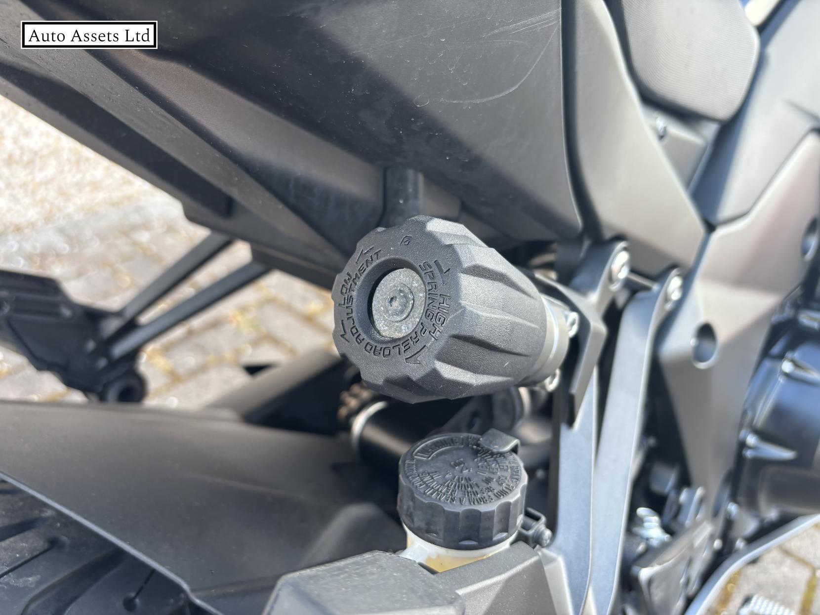Kawasaki Ninja 1000SX 1000 Sports Tourer Petrol Manual Euro 5 (142 ps)