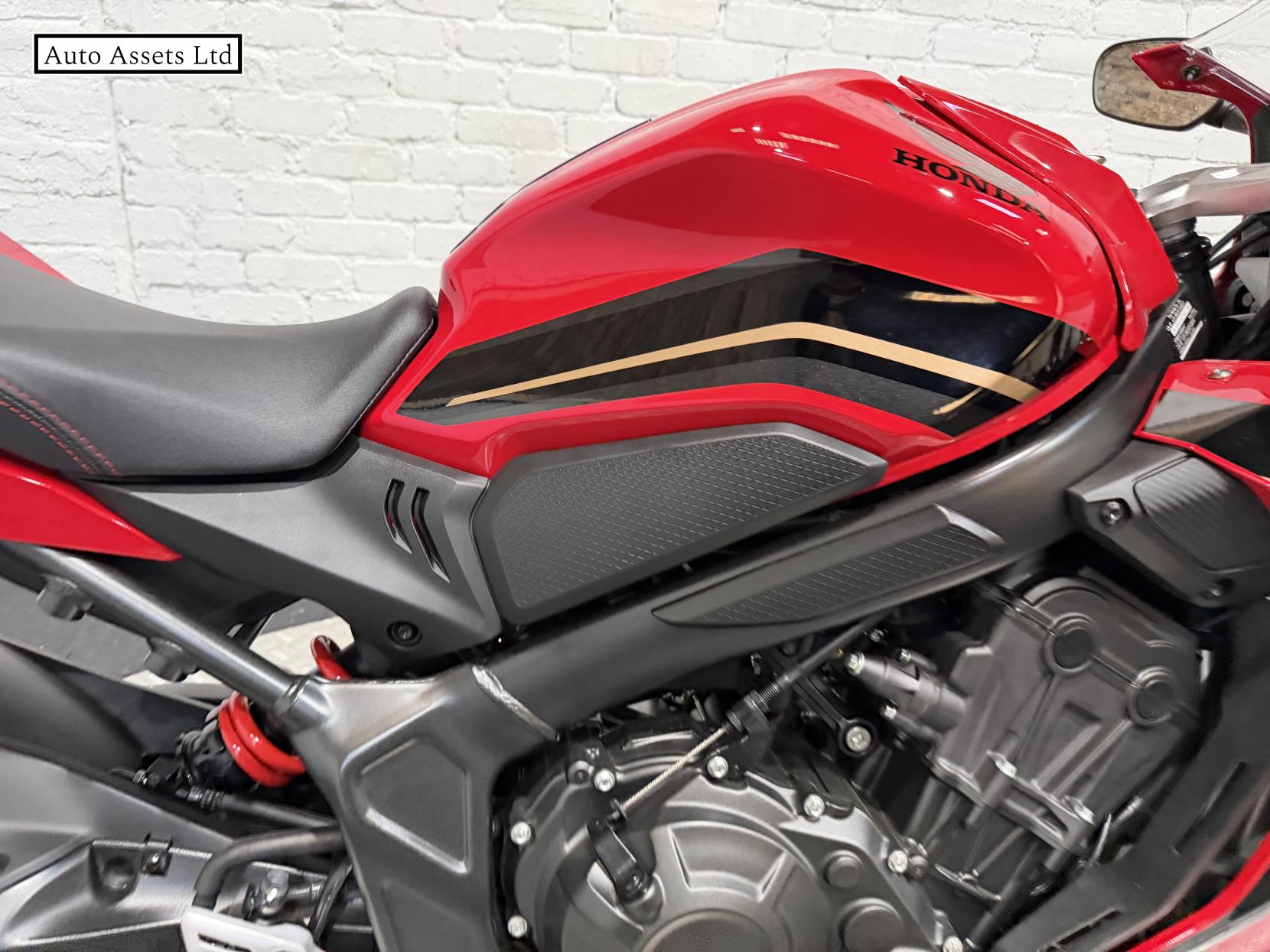 Honda CBR650R 650 Super Sports Petrol Manual Euro 5 (95 ps)