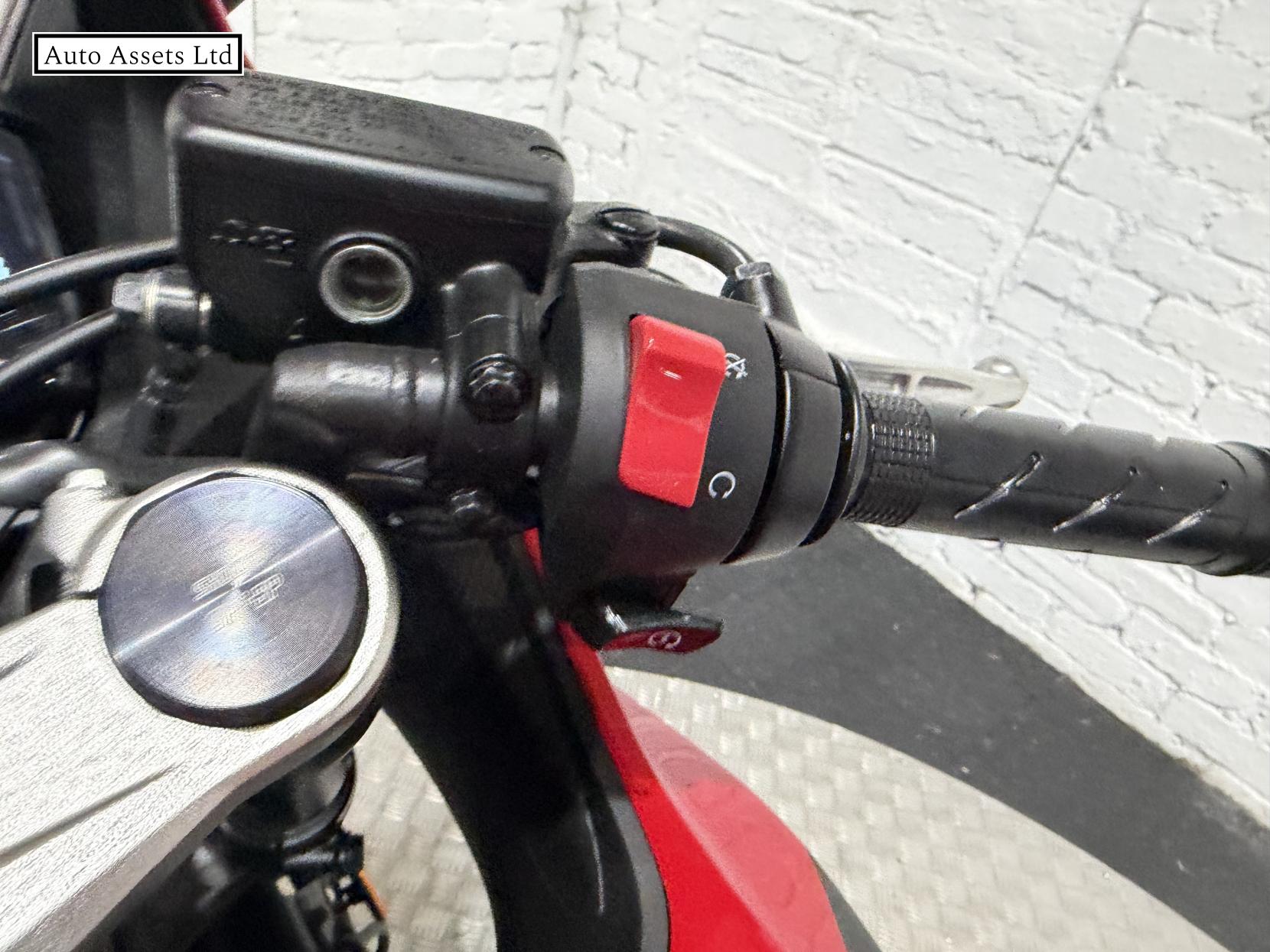 Honda CBR650R 650 Super Sports Petrol Manual Euro 5 (95 ps)