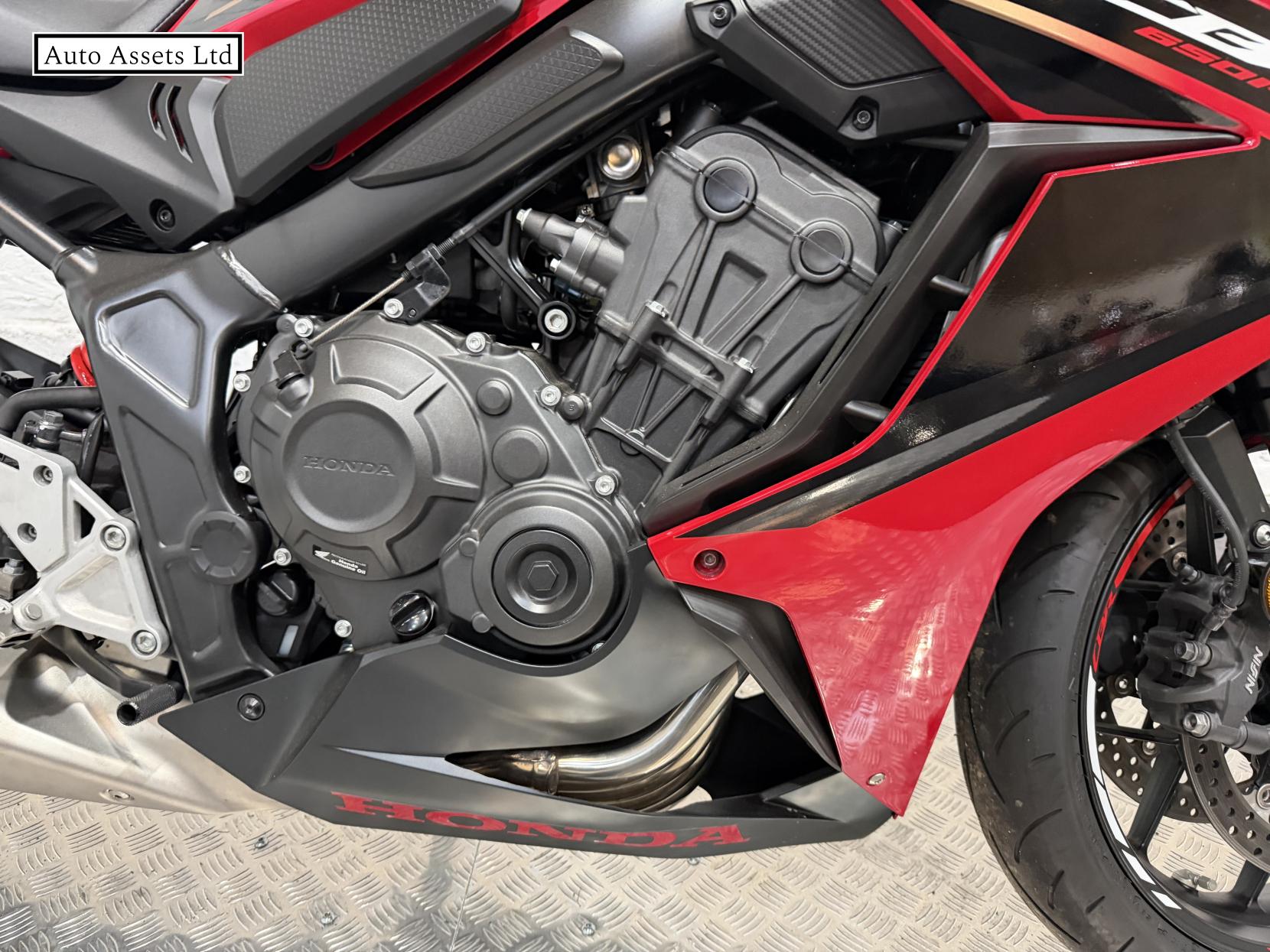 Honda CBR650R 650 Super Sports Petrol Manual Euro 5 (95 ps)