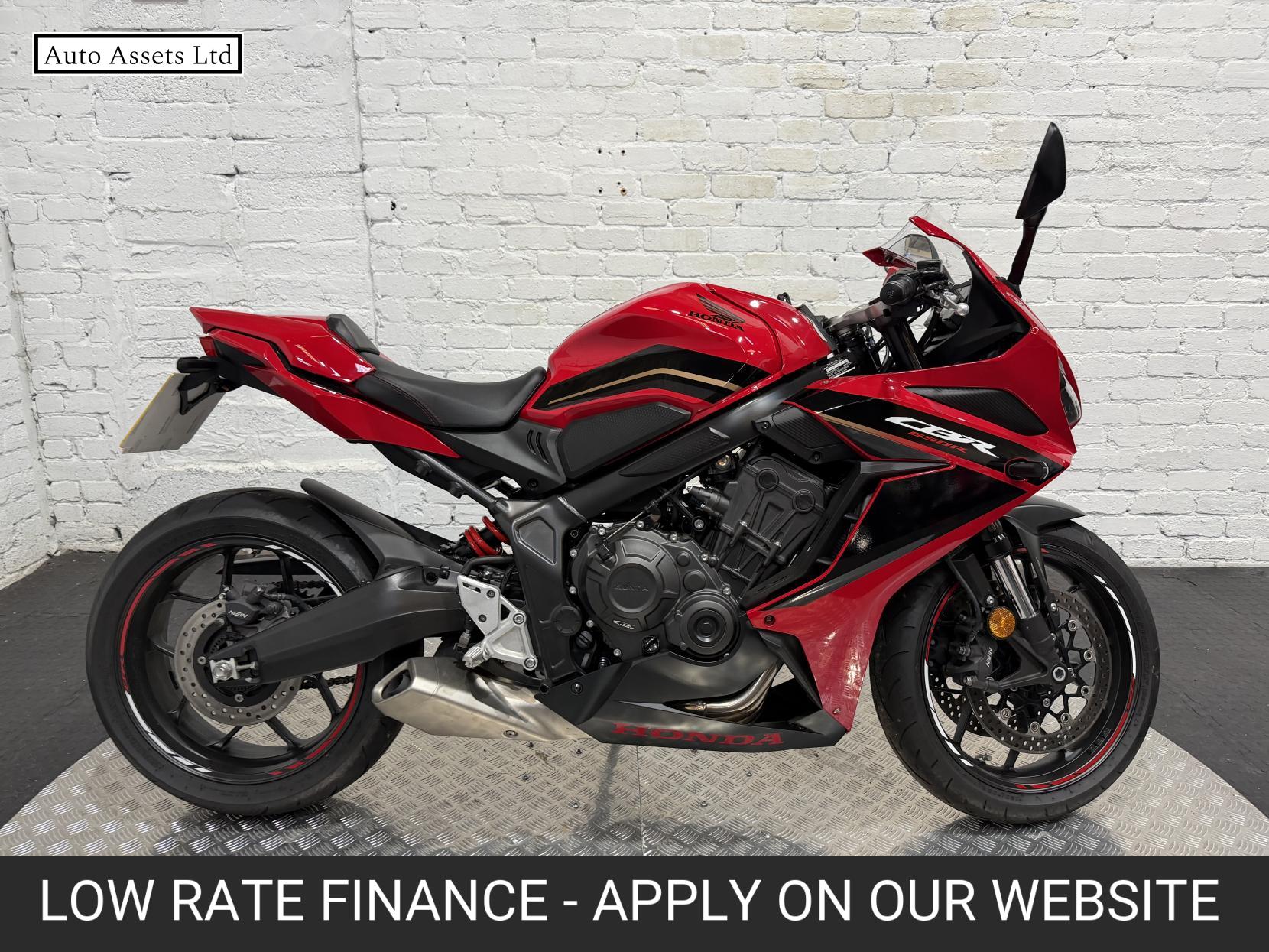 Honda CBR650R 650 Super Sports Petrol Manual Euro 5 (95 ps)