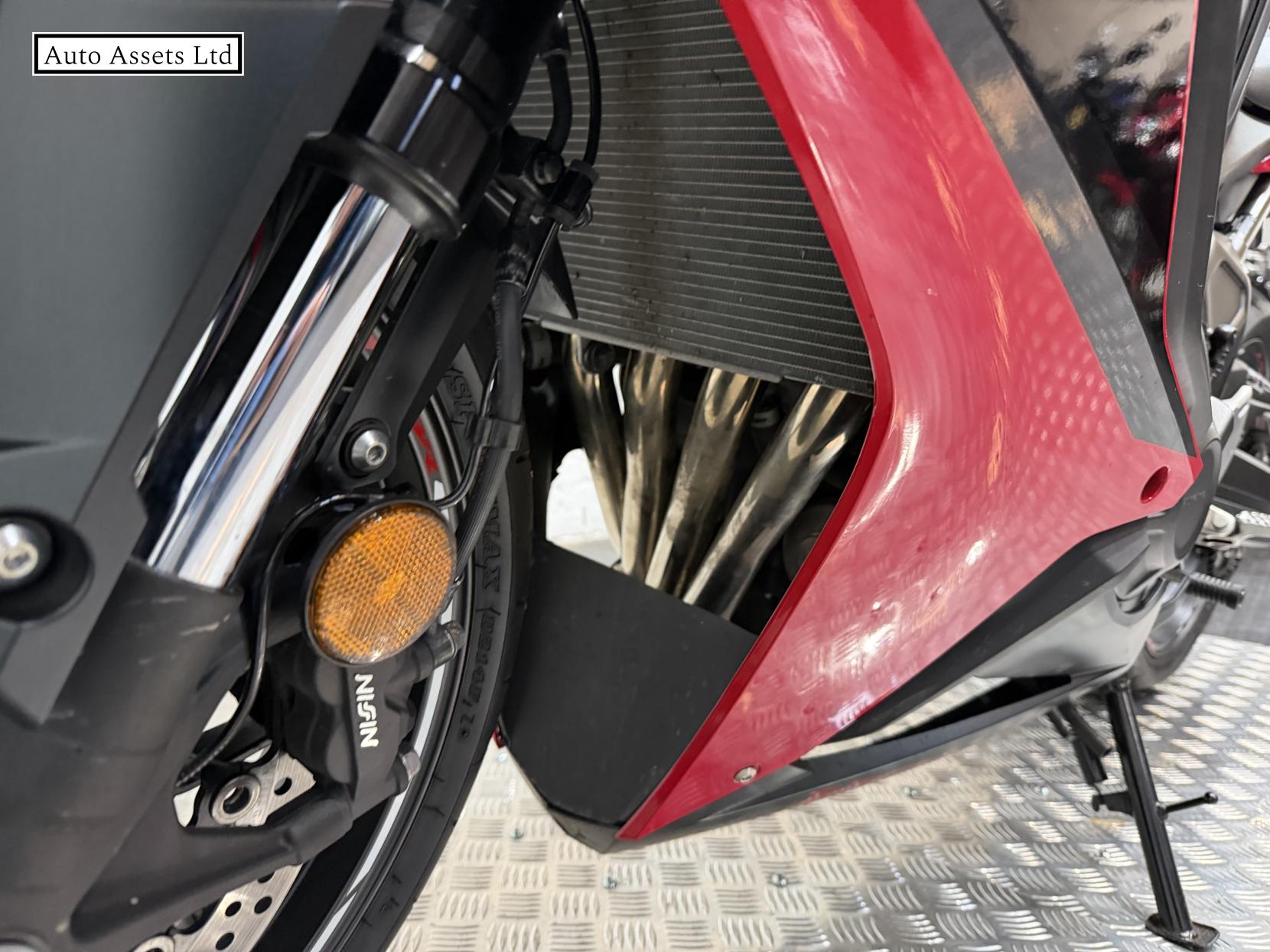 Honda CBR650R 650 Super Sports Petrol Manual Euro 5 (95 ps)