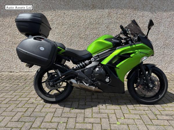 Kawasaki ER-6F 650 ABS Super Sports Petrol Manual (72 ps)