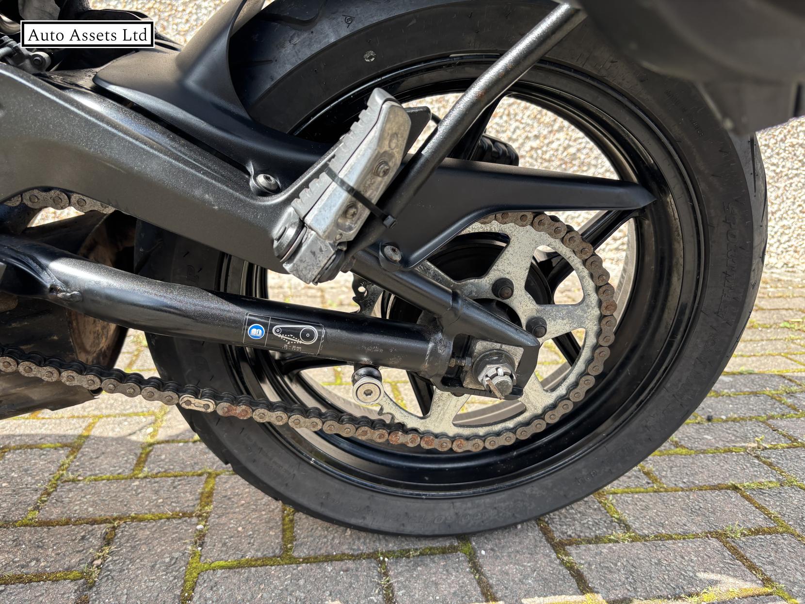 Kawasaki ER-6F 650 ABS Super Sports Petrol Manual (72 ps)