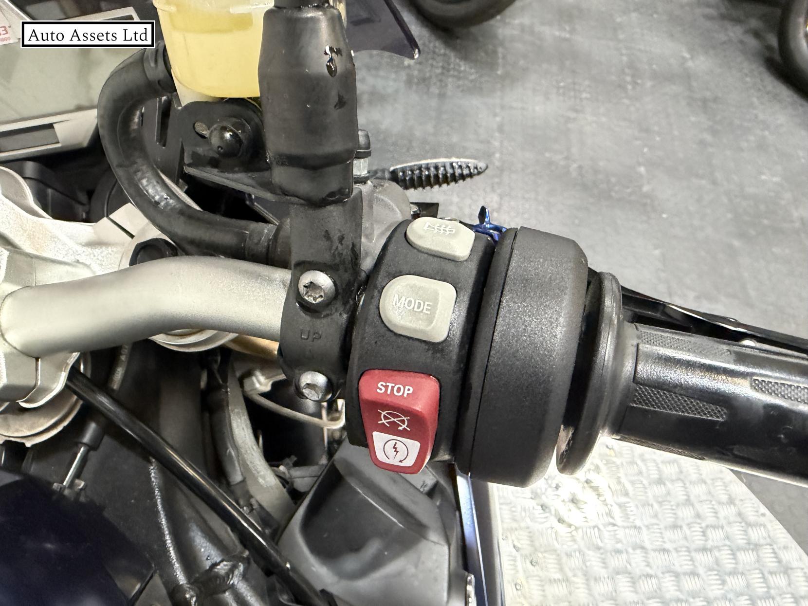 BMW S 1000 R 1000 Naked Petrol Manual (160 ps)
