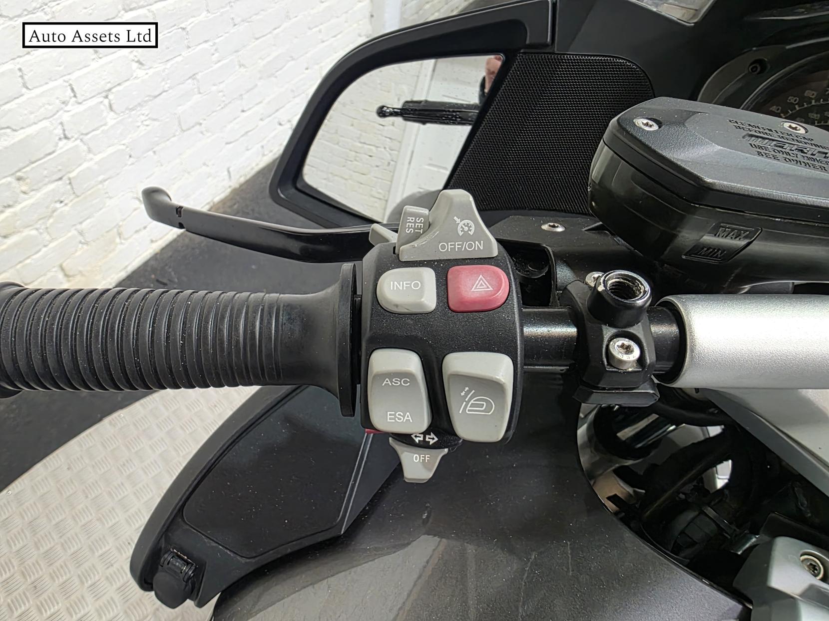 BMW R 1200 RT 1200 MU Tourer Petrol Manual (109 ps)