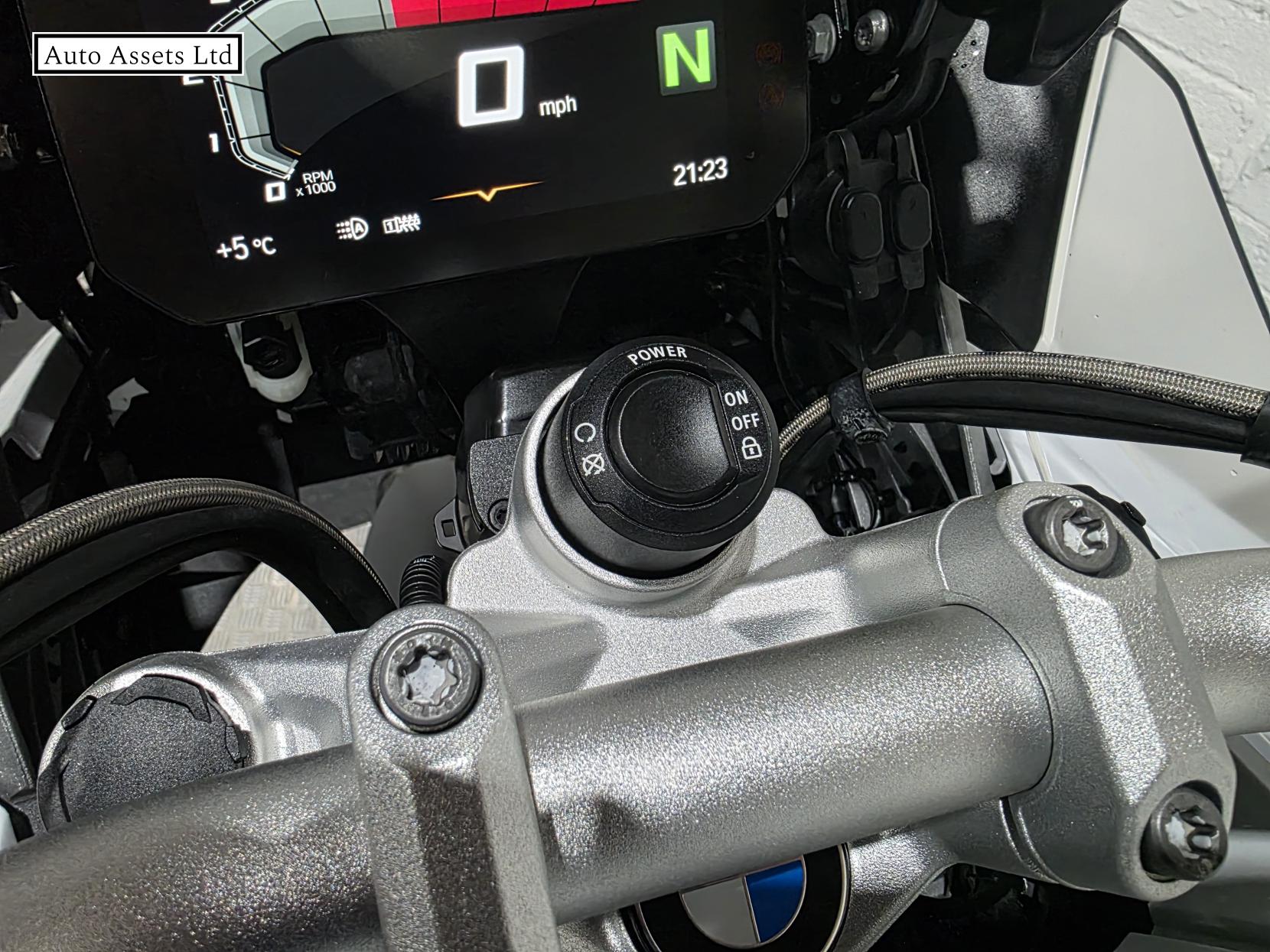 BMW R 1200 GS Adventure 1200 Rallye TE Adventure Petrol Manual Euro 4 (125 ps)