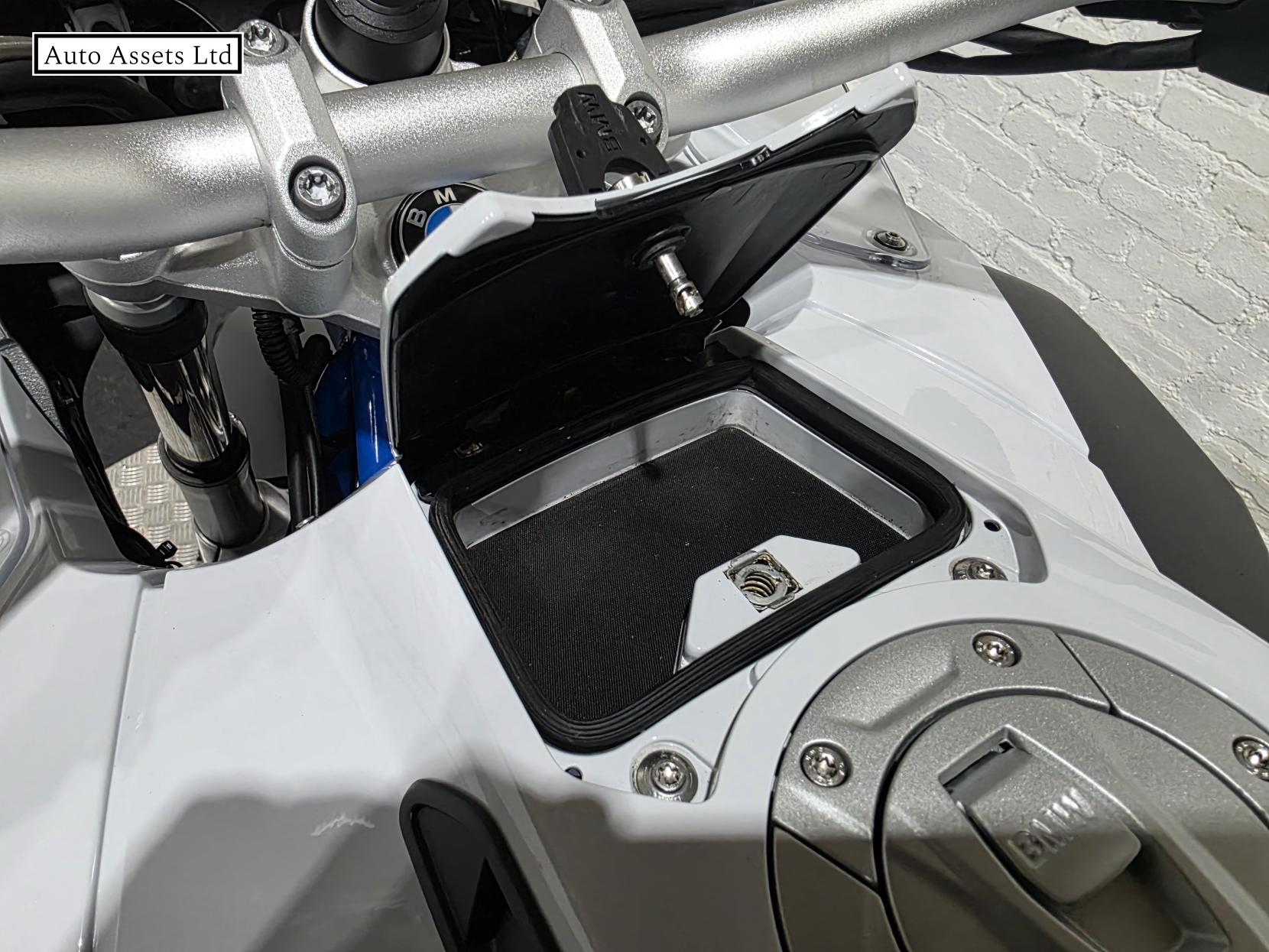 BMW R 1200 GS Adventure 1200 Rallye TE Adventure Petrol Manual Euro 4 (125 ps)