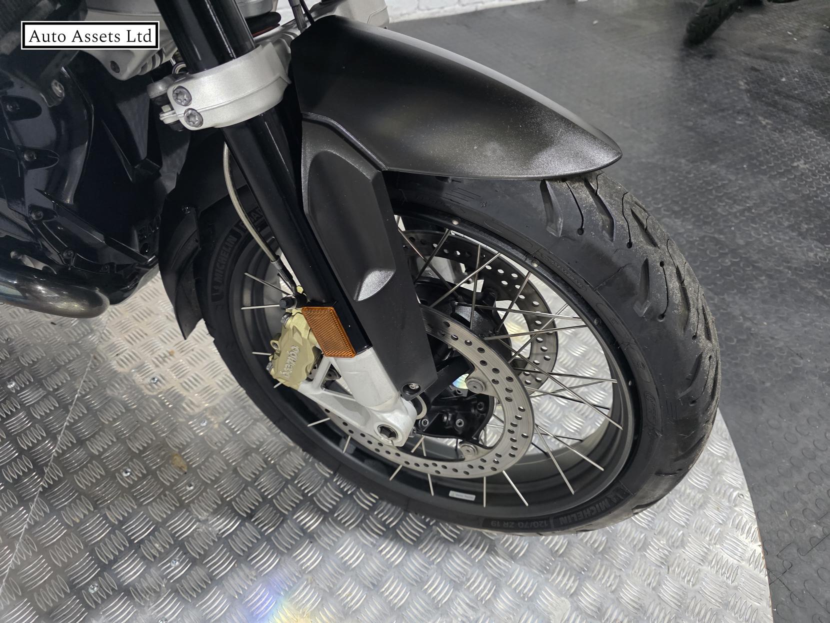 BMW R 1200 GS Adventure 1200 Rallye TE Adventure Petrol Manual Euro 4 (125 ps)