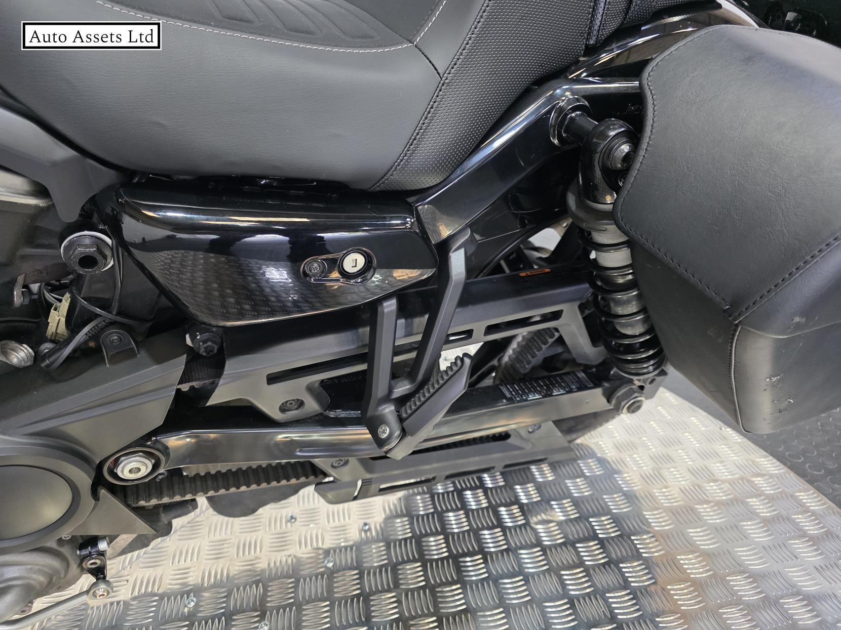 Harley-Davidson Sportster 975 RH975 Nightster Custom Cruiser Petrol Manual Euro 5 (89 ps)