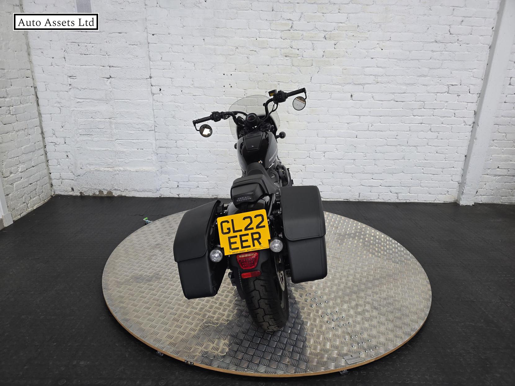 Harley-Davidson Sportster 975 RH975 Nightster Custom Cruiser Petrol Manual Euro 5 (89 ps)