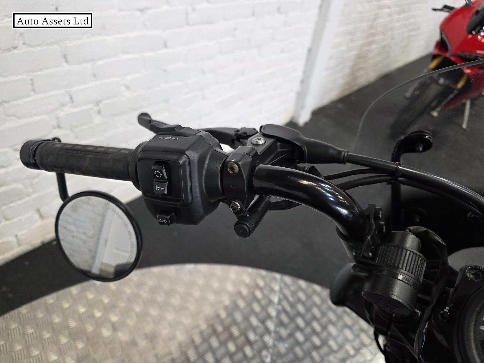 Harley-Davidson Sportster 975 RH975 Nightster Custom Cruiser Petrol Manual Euro 5 (89 ps)