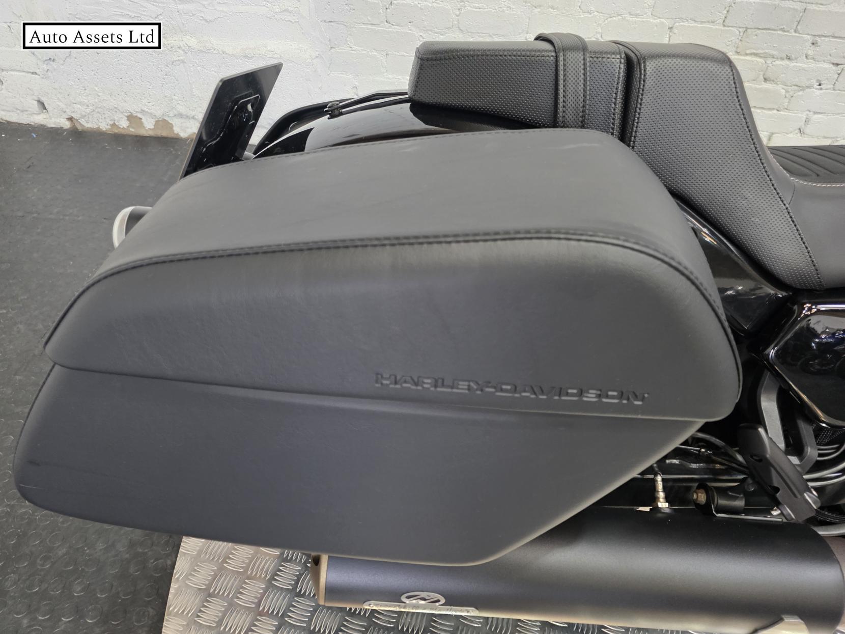 Harley-Davidson Sportster 975 RH975 Nightster Custom Cruiser Petrol Manual Euro 5 (89 ps)