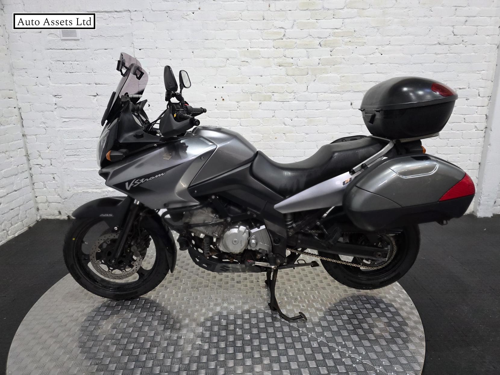 Suzuki V-Strom 650 650 GT Adventure Petrol Manual (66 ps)