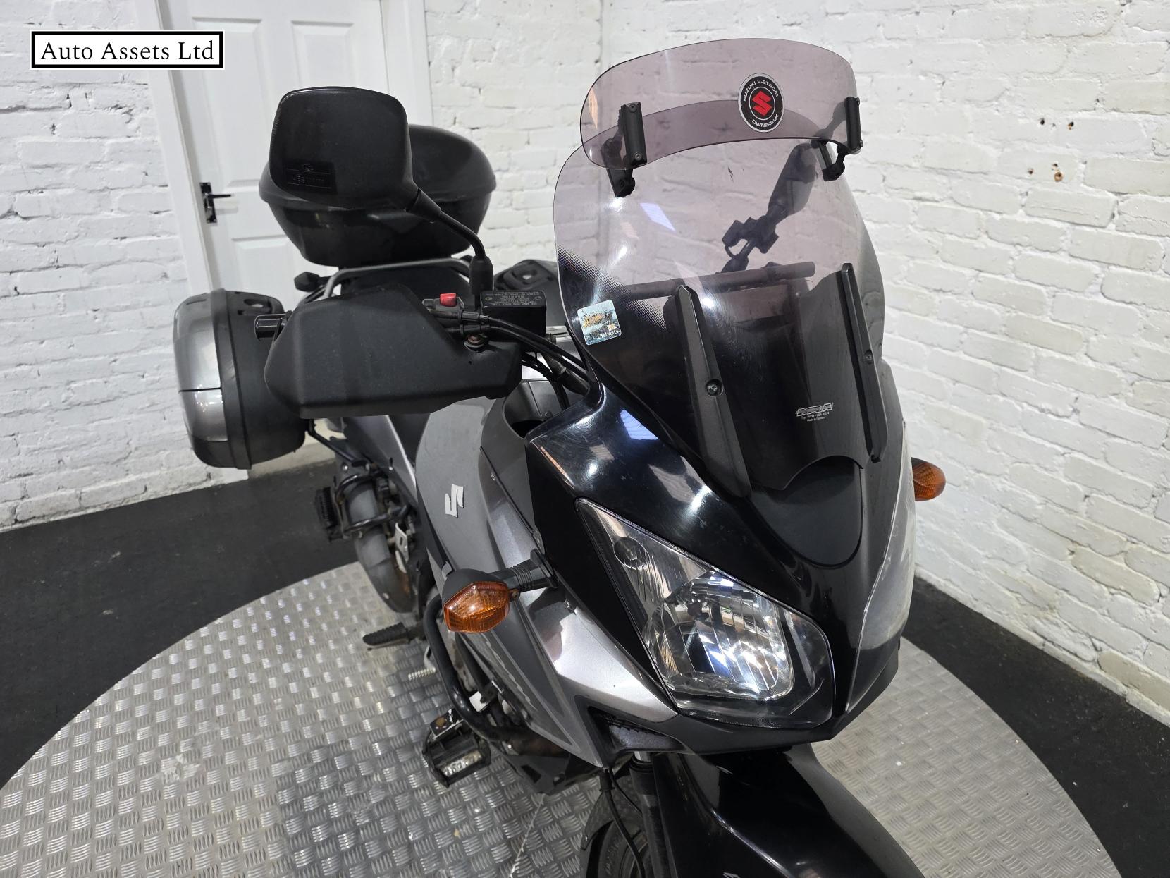 Suzuki V-Strom 650 650 GT Adventure Petrol Manual (66 ps)