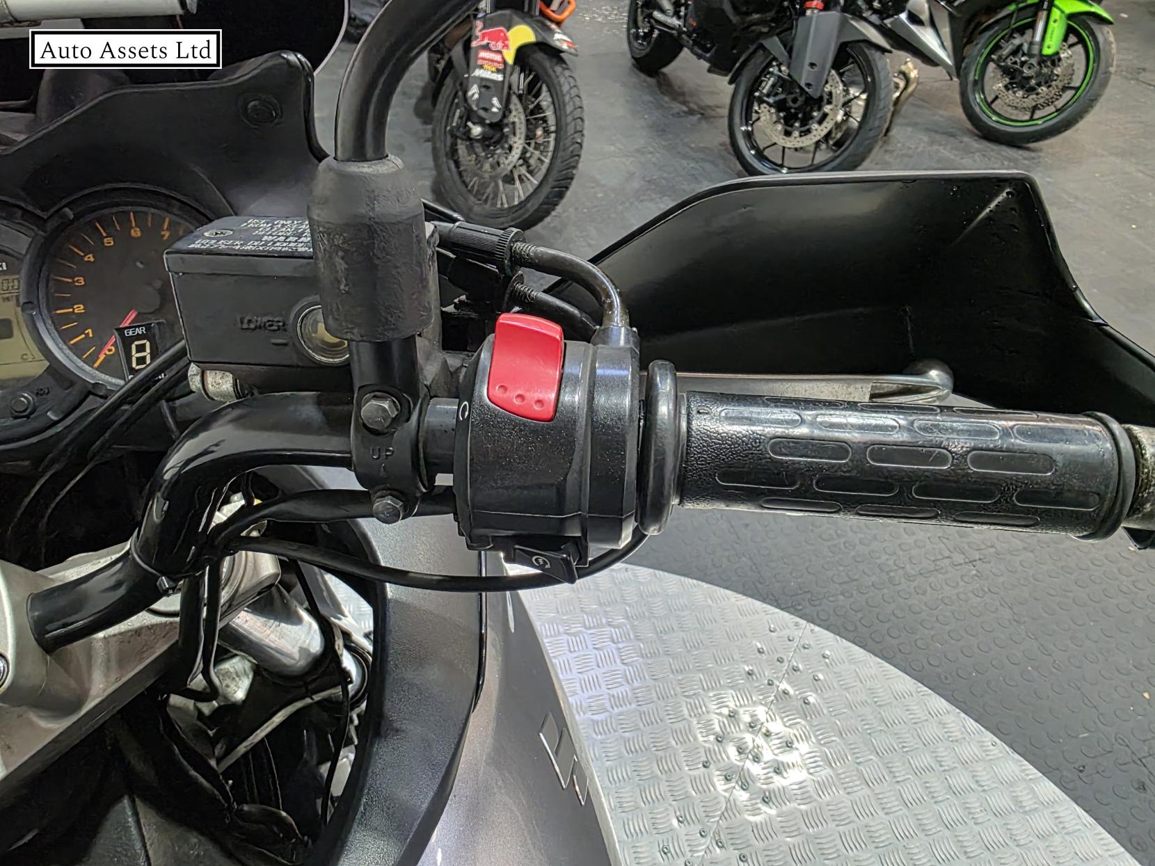 Suzuki V-Strom 650 650 GT Adventure Petrol Manual (66 ps)