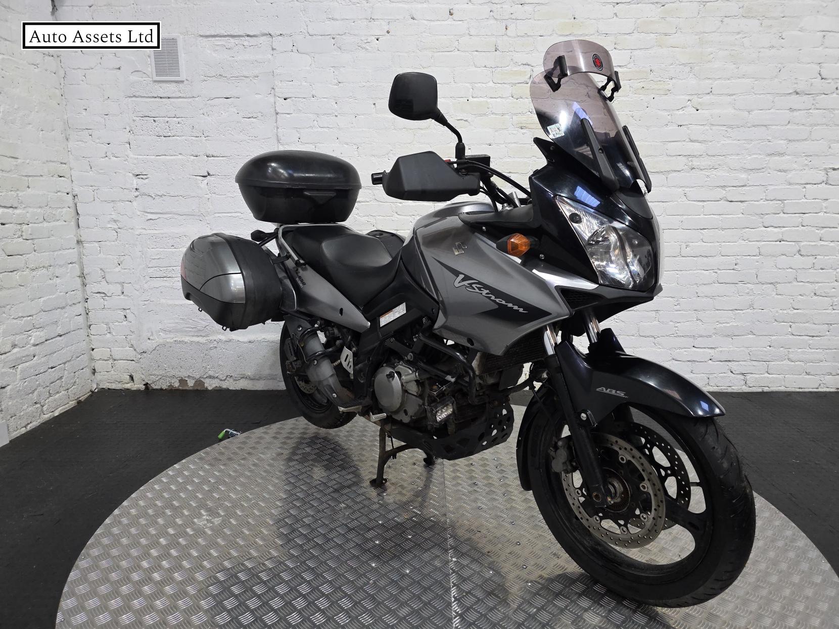 Suzuki V-Strom 650 650 GT Adventure Petrol Manual (66 ps)