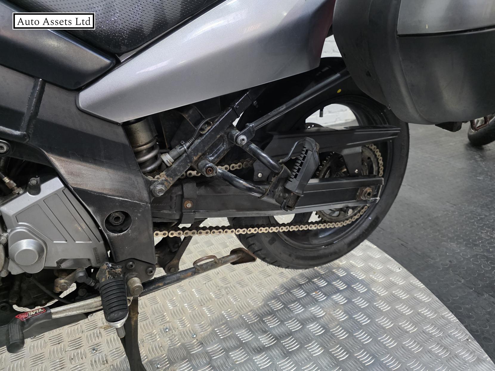 Suzuki V-Strom 650 650 GT Adventure Petrol Manual (66 ps)