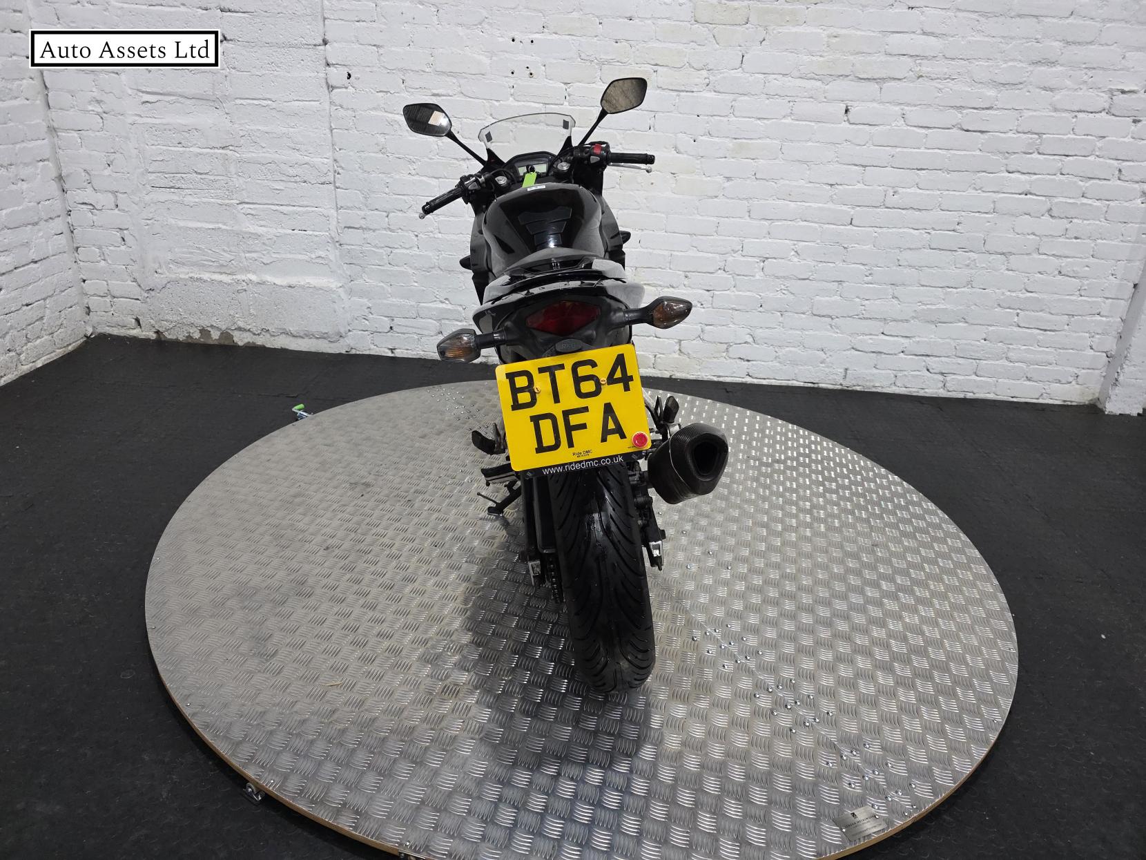 Honda CBR500R 500 Super Sports Petrol Manual (48 ps)