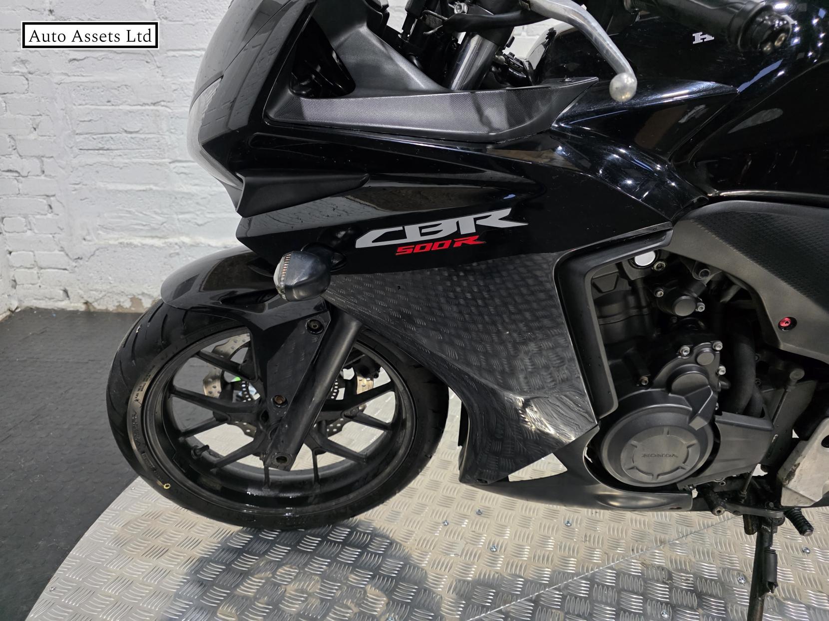 Honda CBR500R 500 Super Sports Petrol Manual (48 ps)