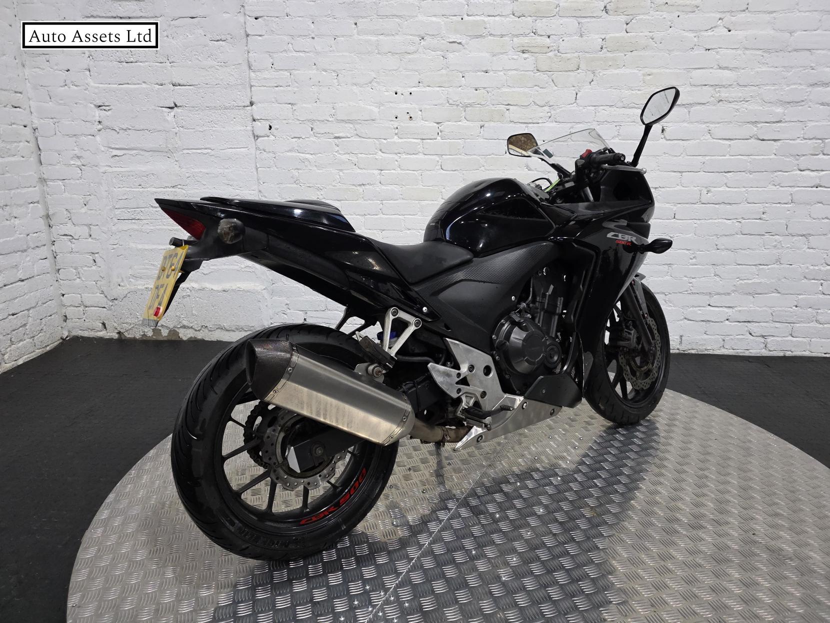 Honda CBR500R 500 Super Sports Petrol Manual (48 ps)