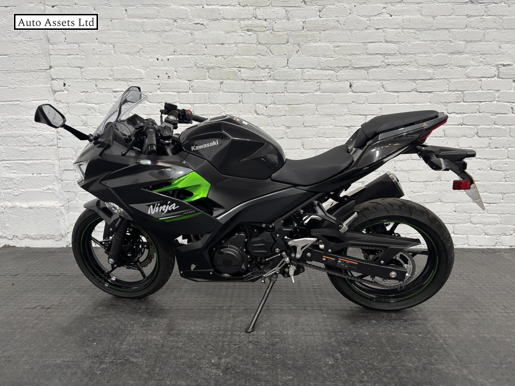 Kawasaki Ninja 400 400 Super Sports Petrol Manual Euro 5 (45 ps)